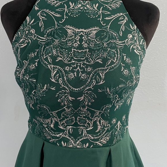 Prom caviar beaded crisscross mini skater dress size 5 - Picture 6 of 9